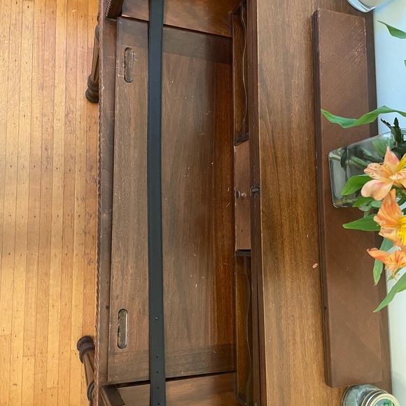 Very Good. Minor scratches at hardware; light discoloration at hardware. - Picture 6 of 6